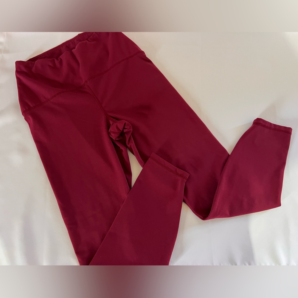 A New Day | Womens Leggings | Small | Plum | EUC